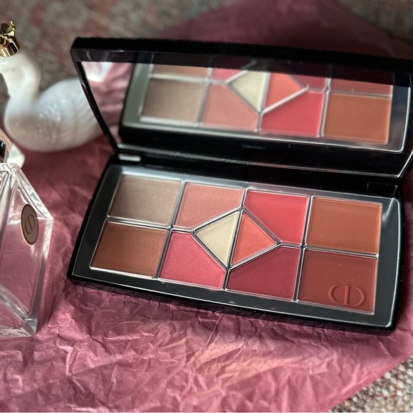 NEW CHRISTIAN DIOR Full size Makeup PALLET - Picture 3 of 16